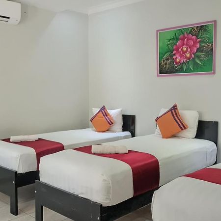 จาฮายา อาเดรียน เนียร์ โคโมโดแอร์พอร์ต Hotel ลาบวนบาโจ ภายนอก รูปภาพ