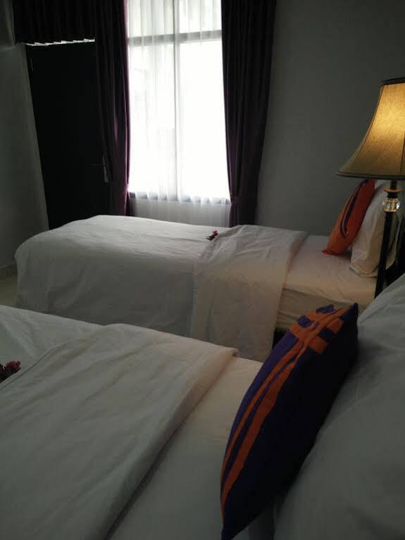 จาฮายา อาเดรียน เนียร์ โคโมโดแอร์พอร์ต Hotel ลาบวนบาโจ ภายนอก รูปภาพ