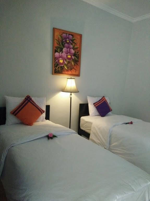 จาฮายา อาเดรียน เนียร์ โคโมโดแอร์พอร์ต Hotel ลาบวนบาโจ ภายนอก รูปภาพ